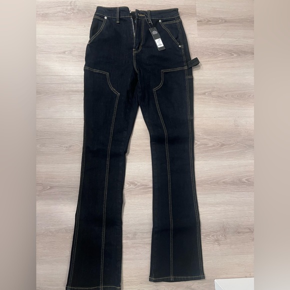 Fashionnova jeans - Picture 3 of 3